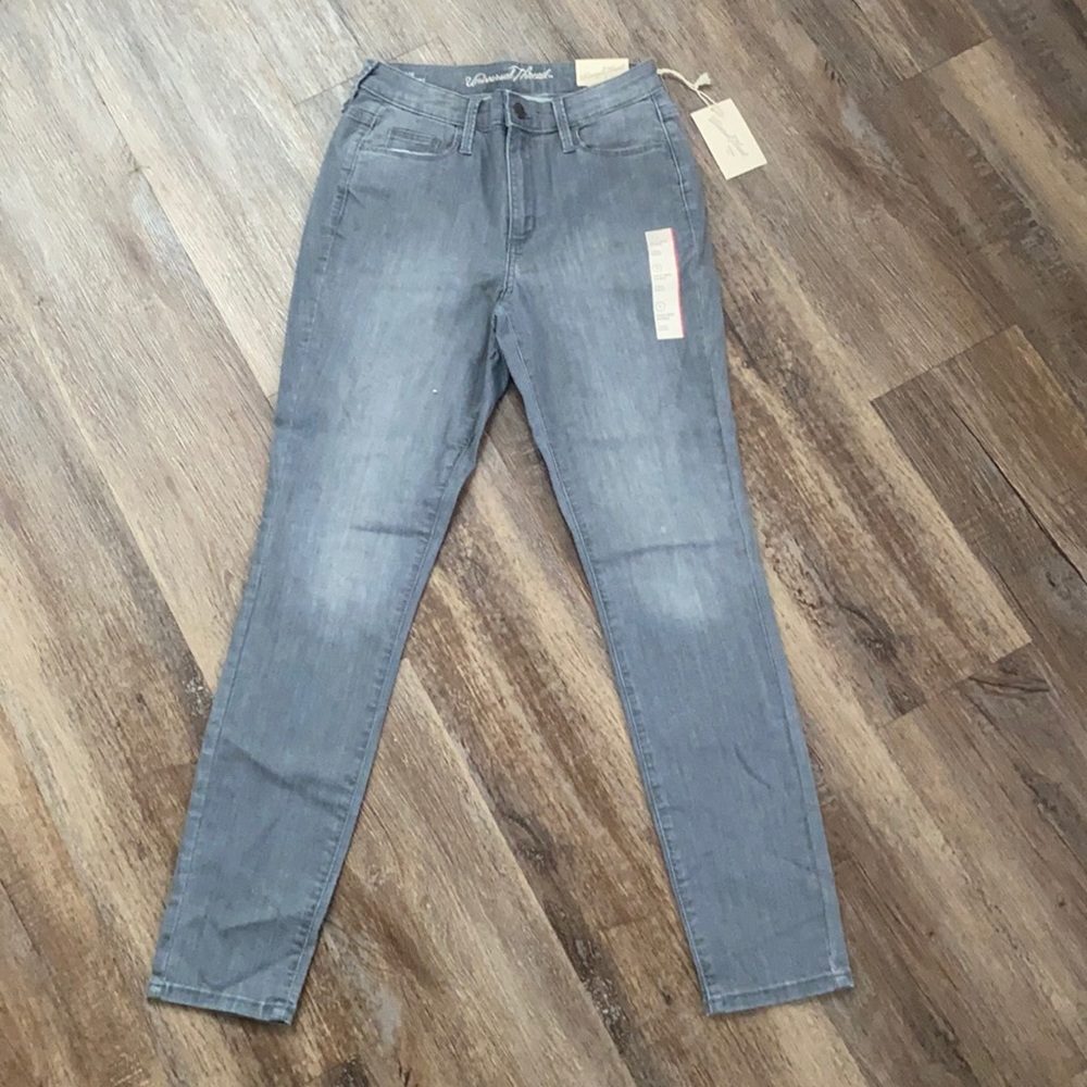 Universal Thread gray jeans, size 4/27R, still with tags